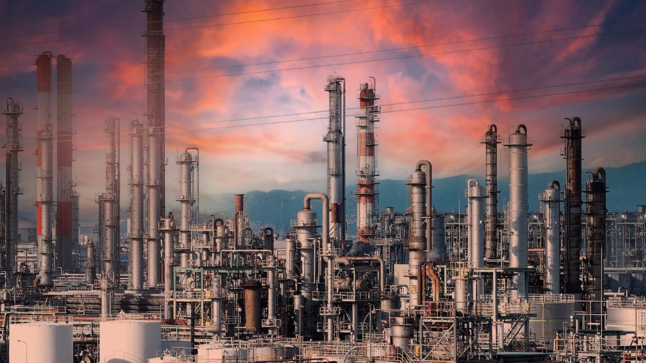 Refinaria industrial